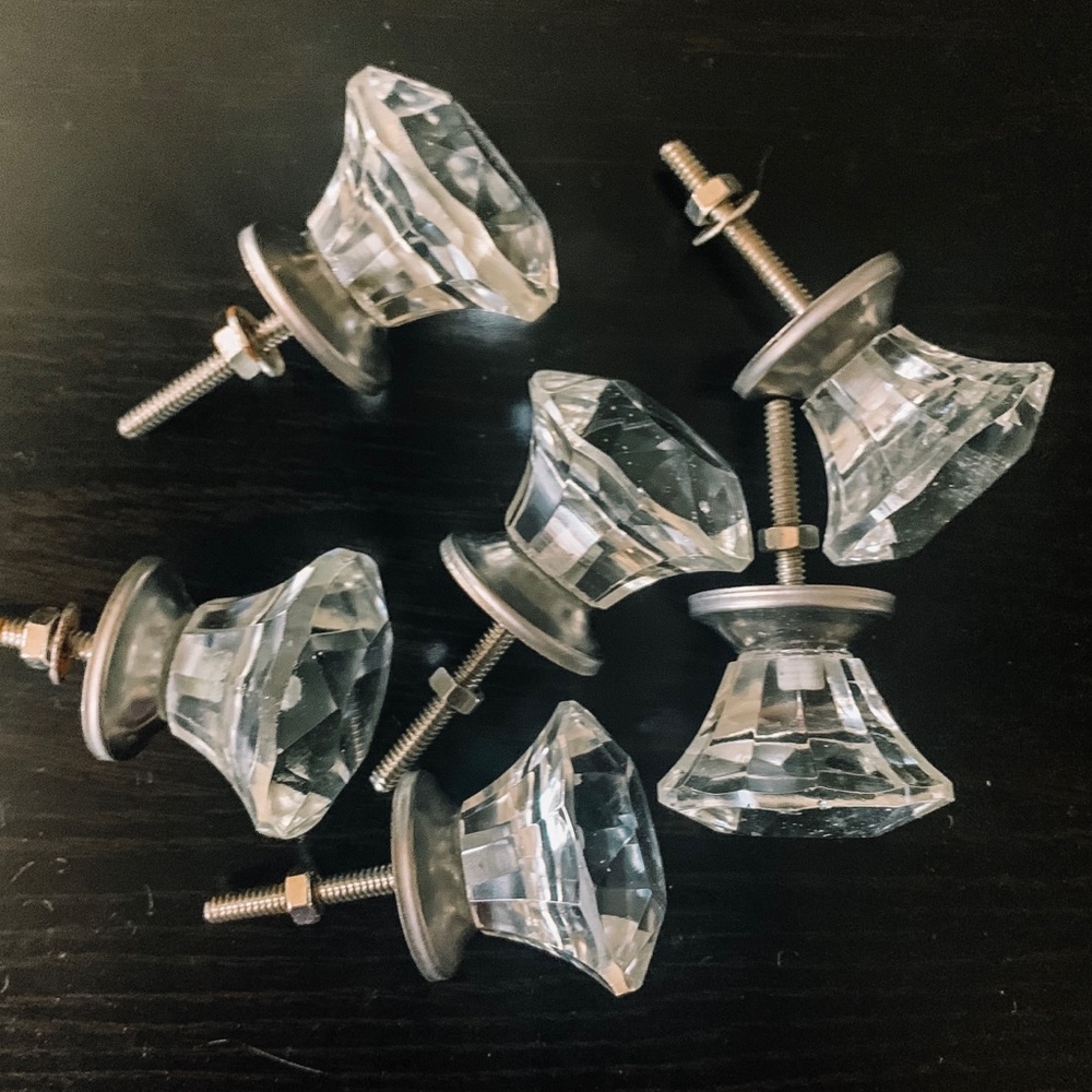 Crystal drawer knob set